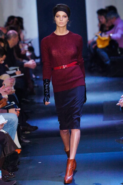 Look 32